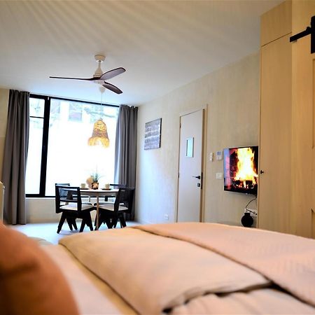 Balinese Cityflat Ac Антверпен Экстерьер фото